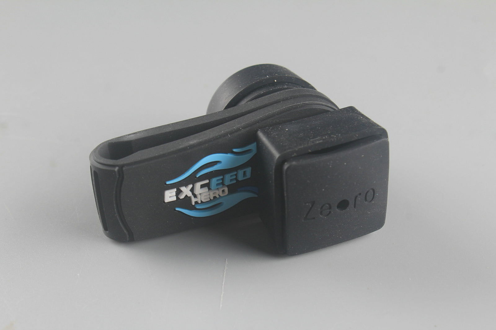 magnetic  snooker / pool cue chalk holder