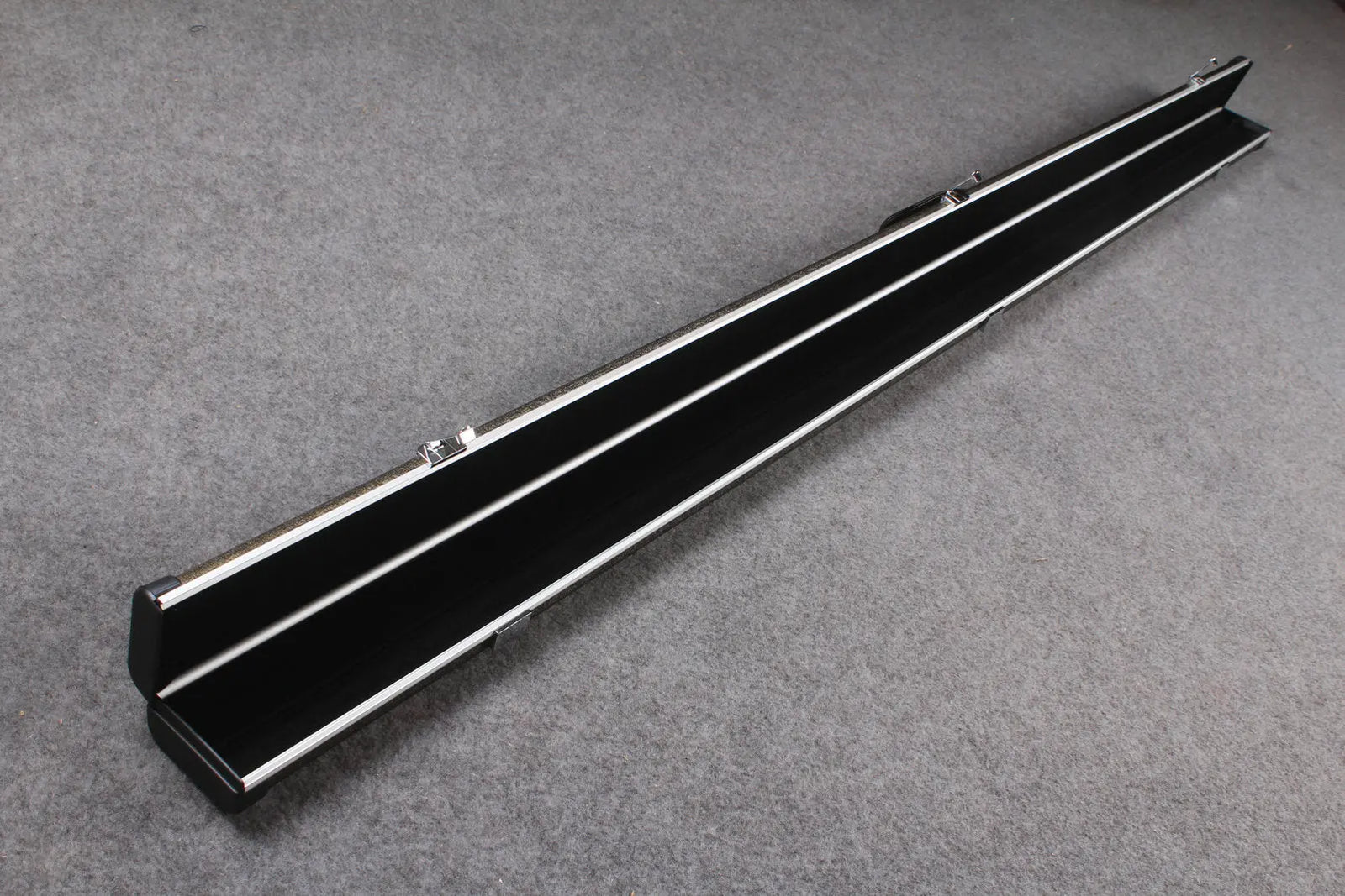 1 piece leather case aluminium construction with 2 slots ~halo style WOODS CUES