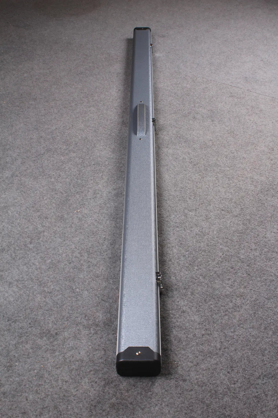 1 piece leather case aluminium construction with 2 slots ~halo style WOODS CUES