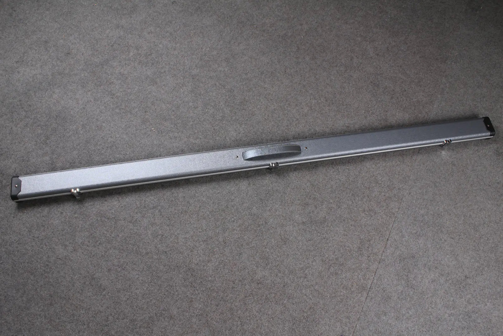 1 piece leather case aluminium construction with 2 slots ~halo style WOODS CUES