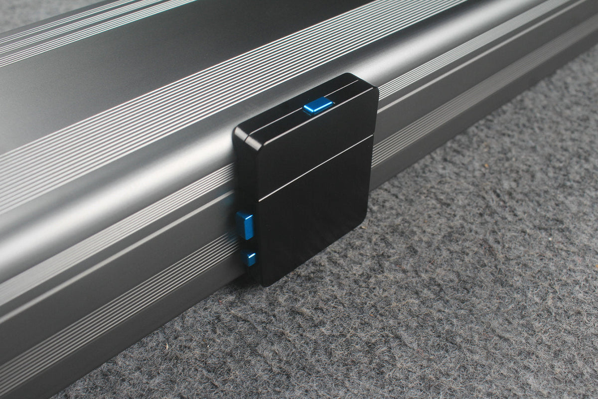 Premium Aluminium Snooker Cue Case – 3 Slots