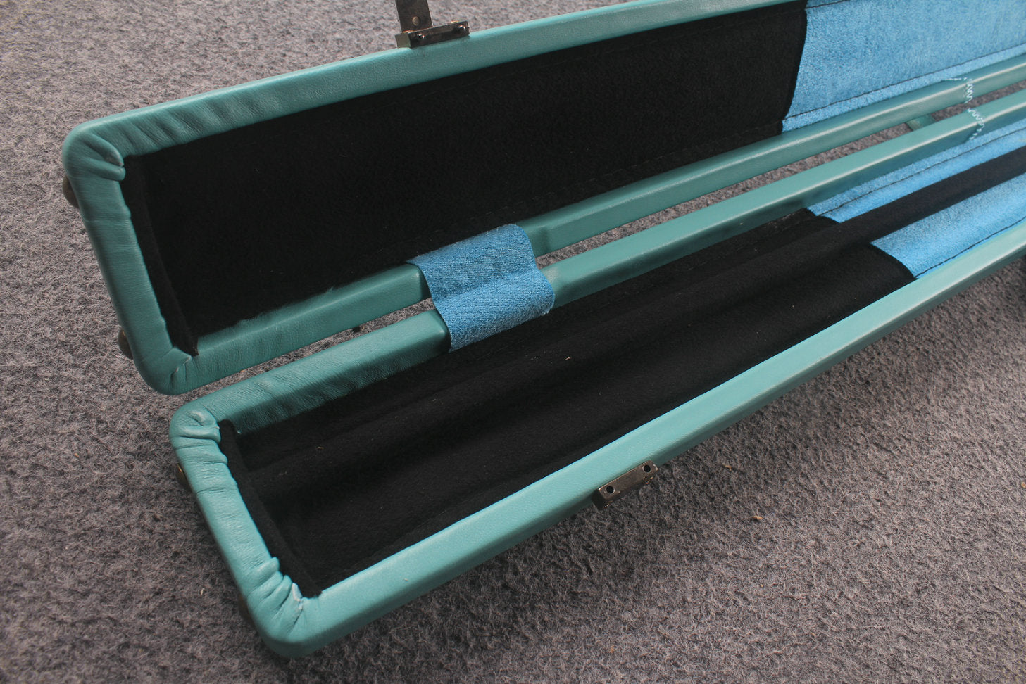 1 piece real Leather  snooker cue case with 2 slots