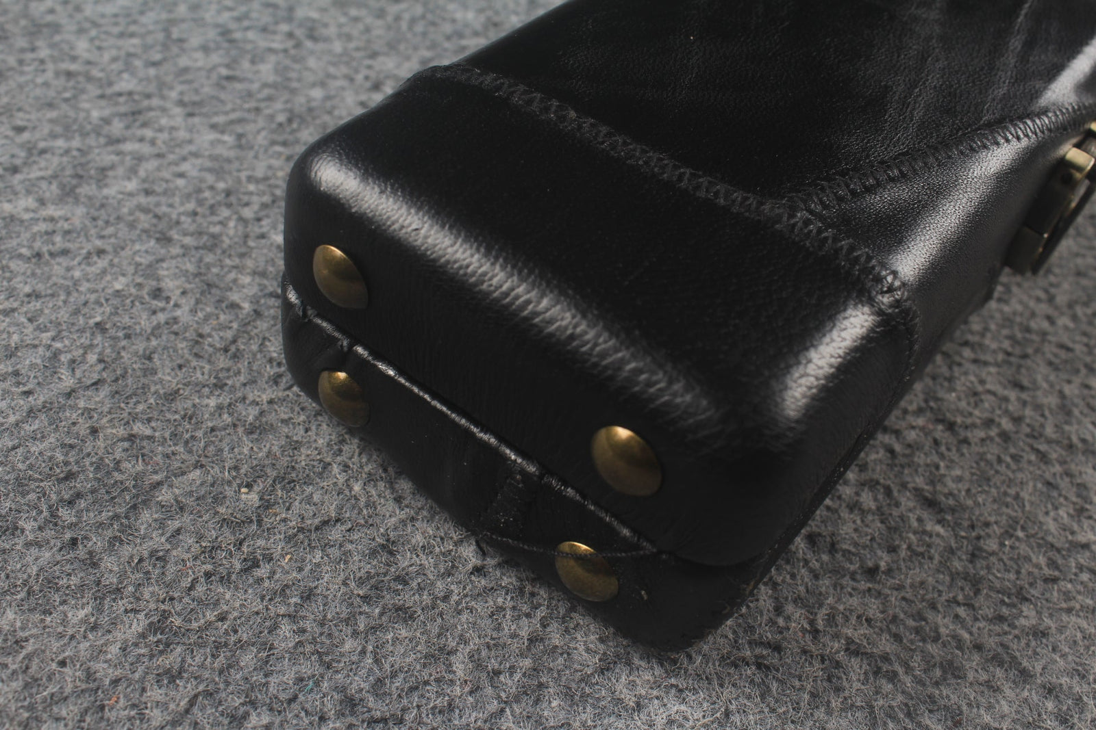 1 piece real Leather handmade patchwork snooker cue case with 2 slots（chalk area inside） WOODS CUES