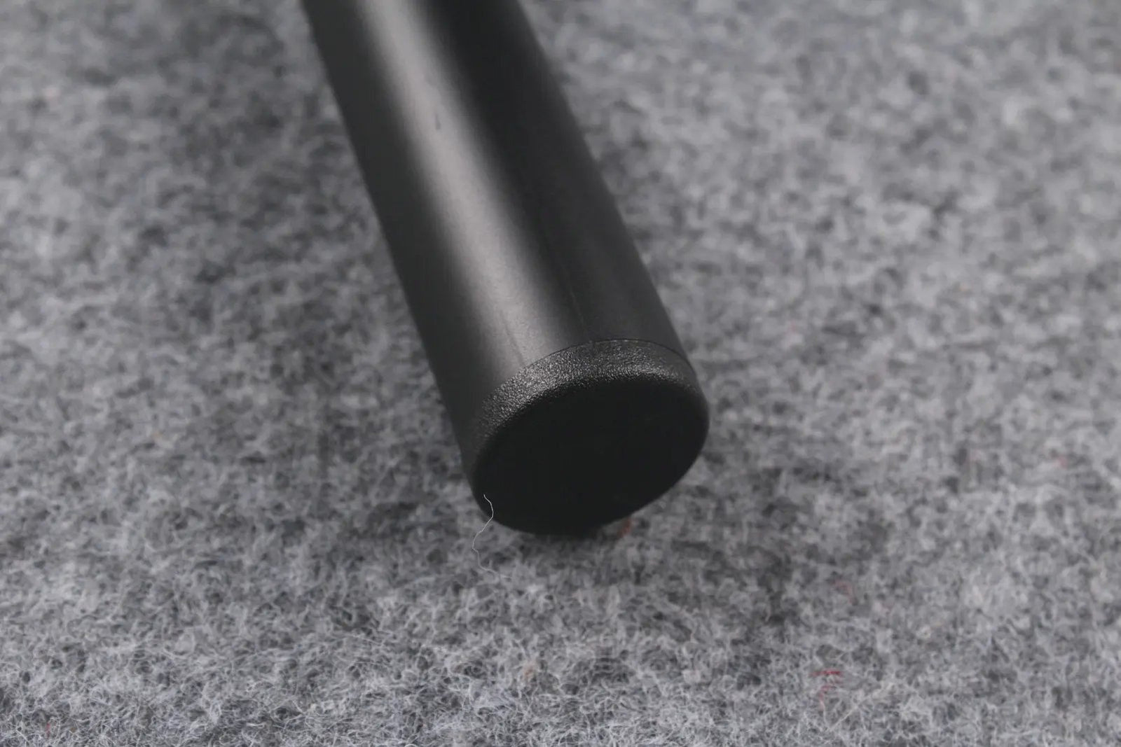 145 CM Carbon Fiber Rest Stick WOODS CUES