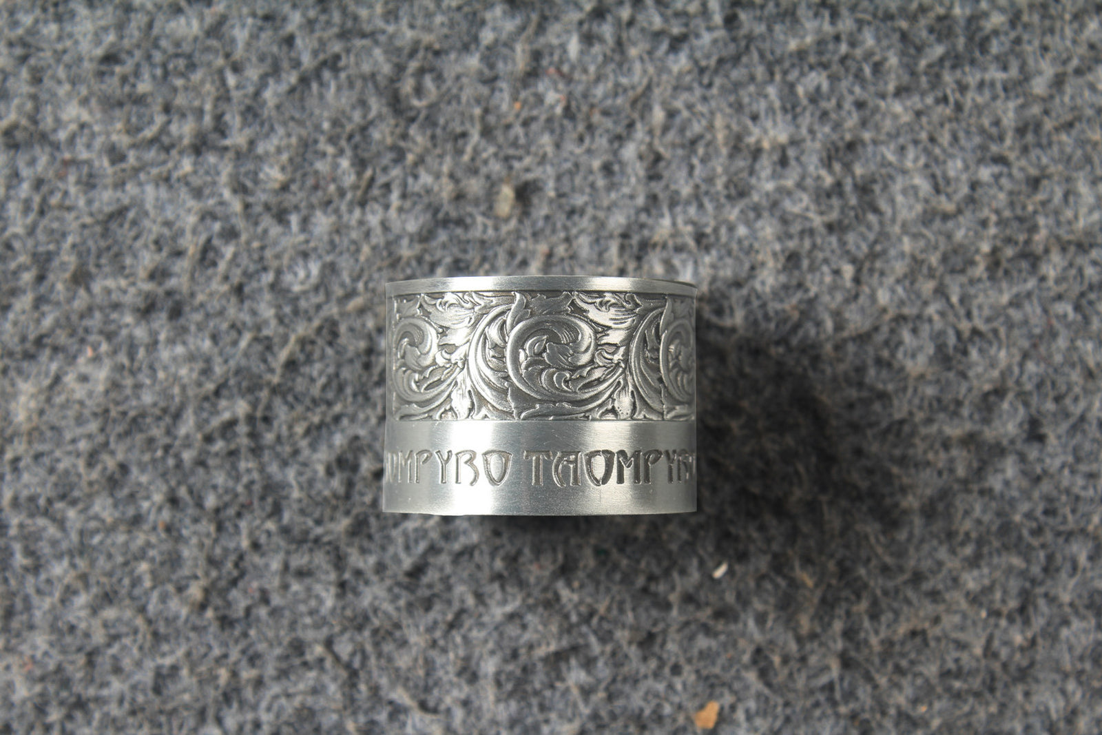 Premium Billiards Chalk Holder - Magnetic Pool Cue Chalk Clip