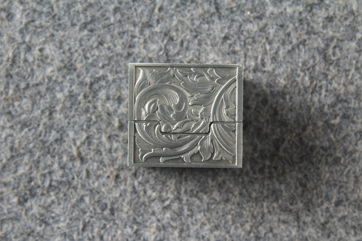 Premium Billiards Chalk Holder - Magnetic Pool Cue Chalk Clip