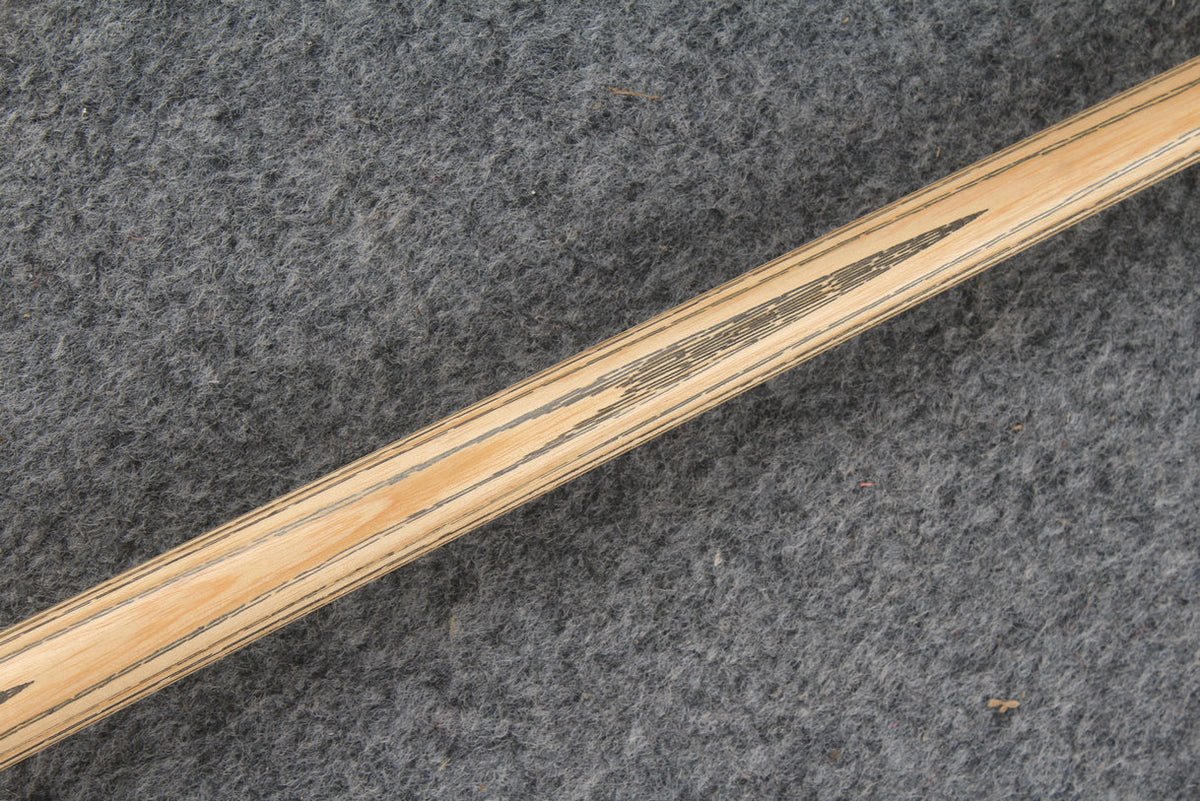 Chevrons+ 1 piece ash english pool cue / snooker cue  black wood butt