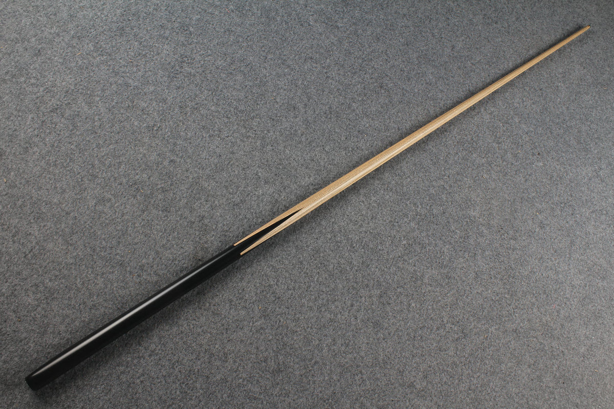 Chevrons+ 1 piece ash english pool cue / snooker cue  black wood butt