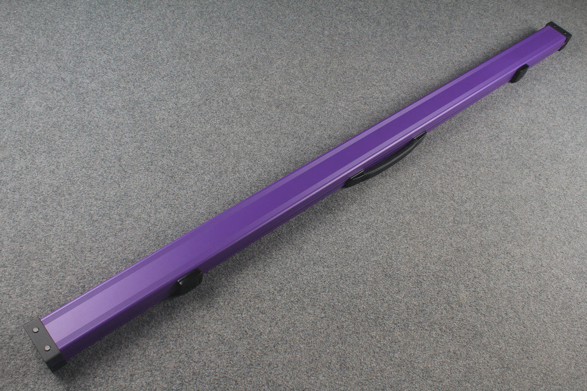 one piece aluminium lockable cue case – 2 Slots（chalk area inside）