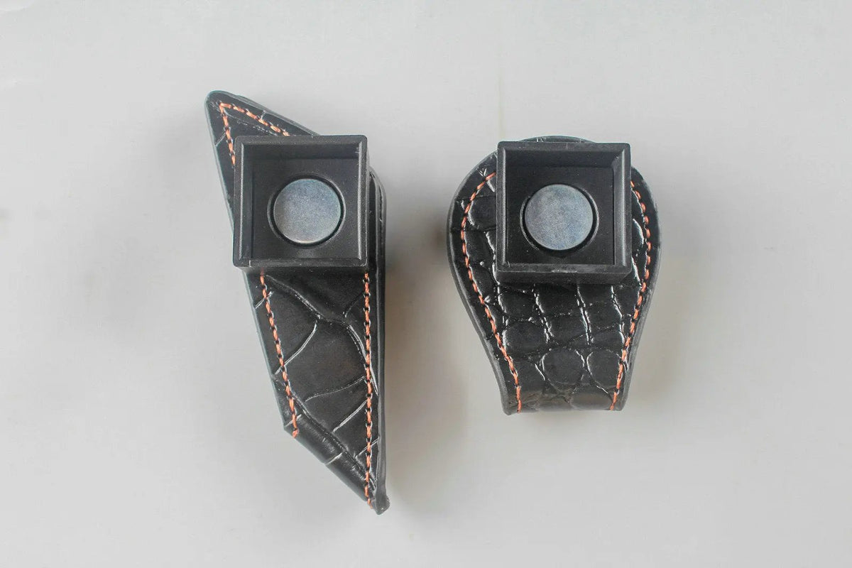 magnetic  Leather snooker / pool cue chalk holder with belt clip WOODS CUES