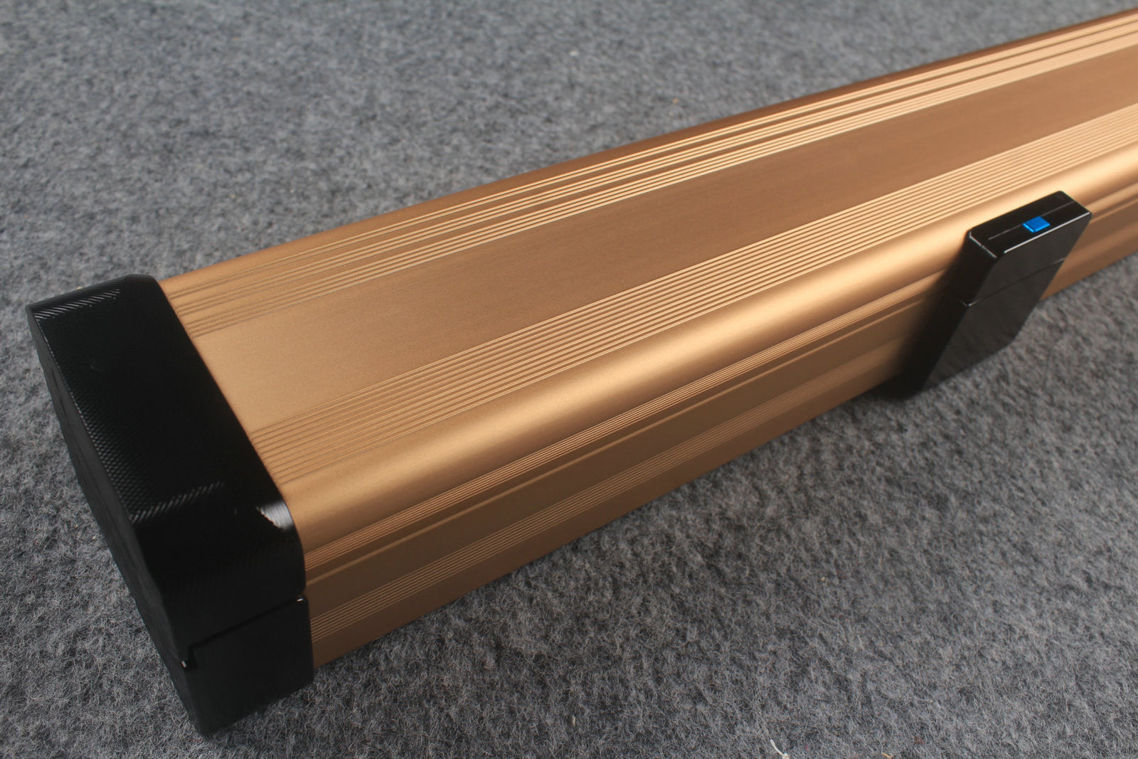 3/4 Premium Aluminium Snooker Cue Case – 2 Slots, Adjustable 120.5/124.8cm Interior