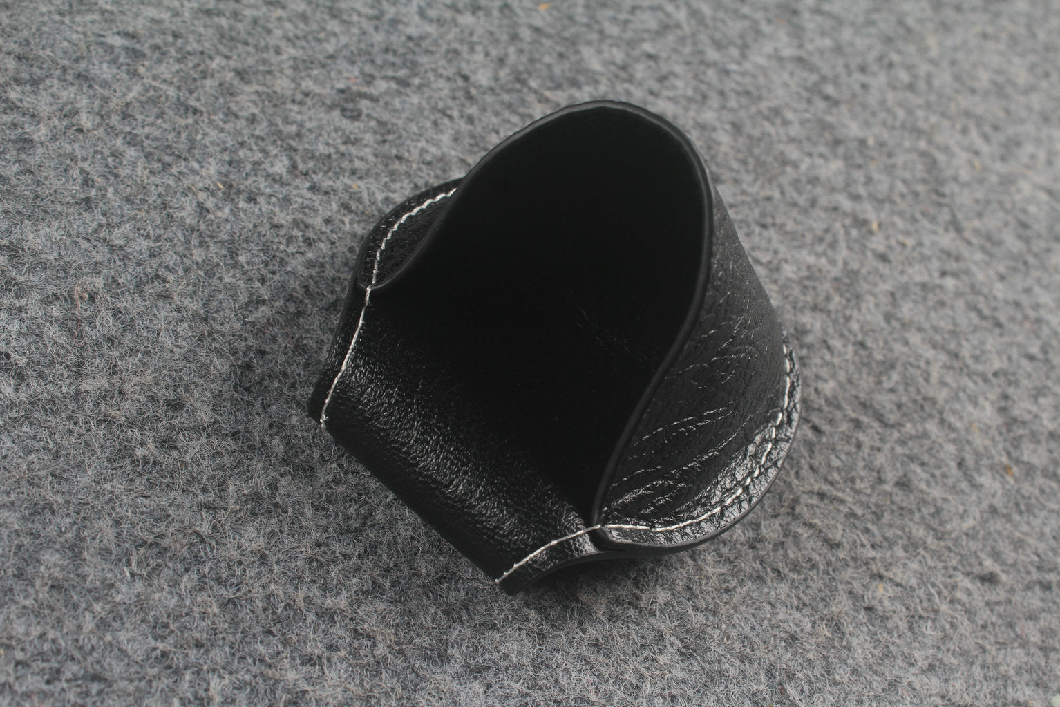 Universal Black Leather Chalk Holder with Belt Clip WOODS CUES