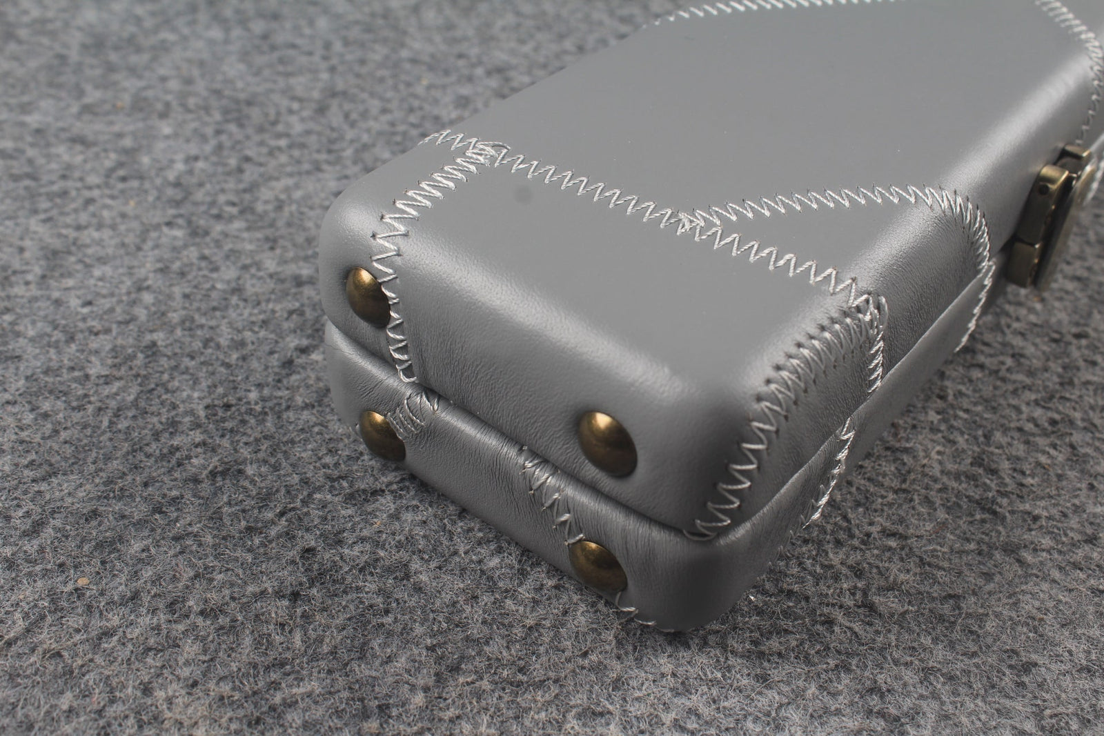 1 piece real Leather handmade patchwork snooker cue case with 2 slots（chalk area inside） WOODS CUES