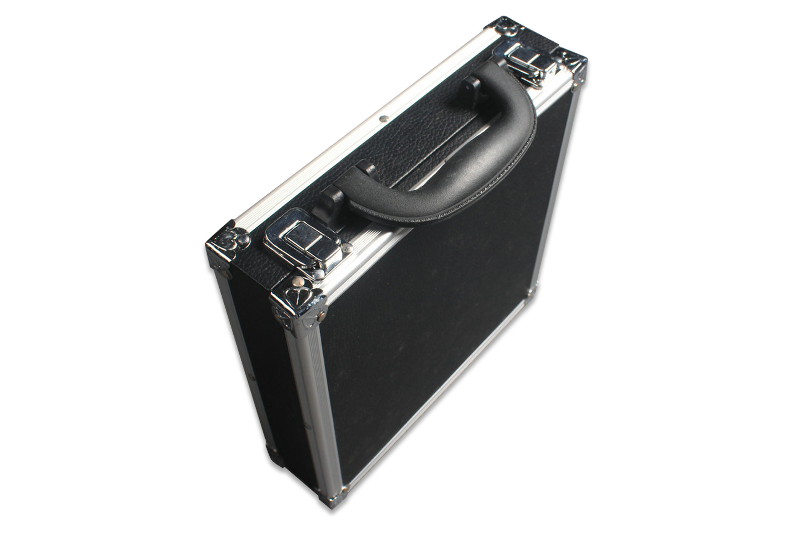 aluminum carrying billiard ball case for 2" english pool balls, holds 16 balls, black