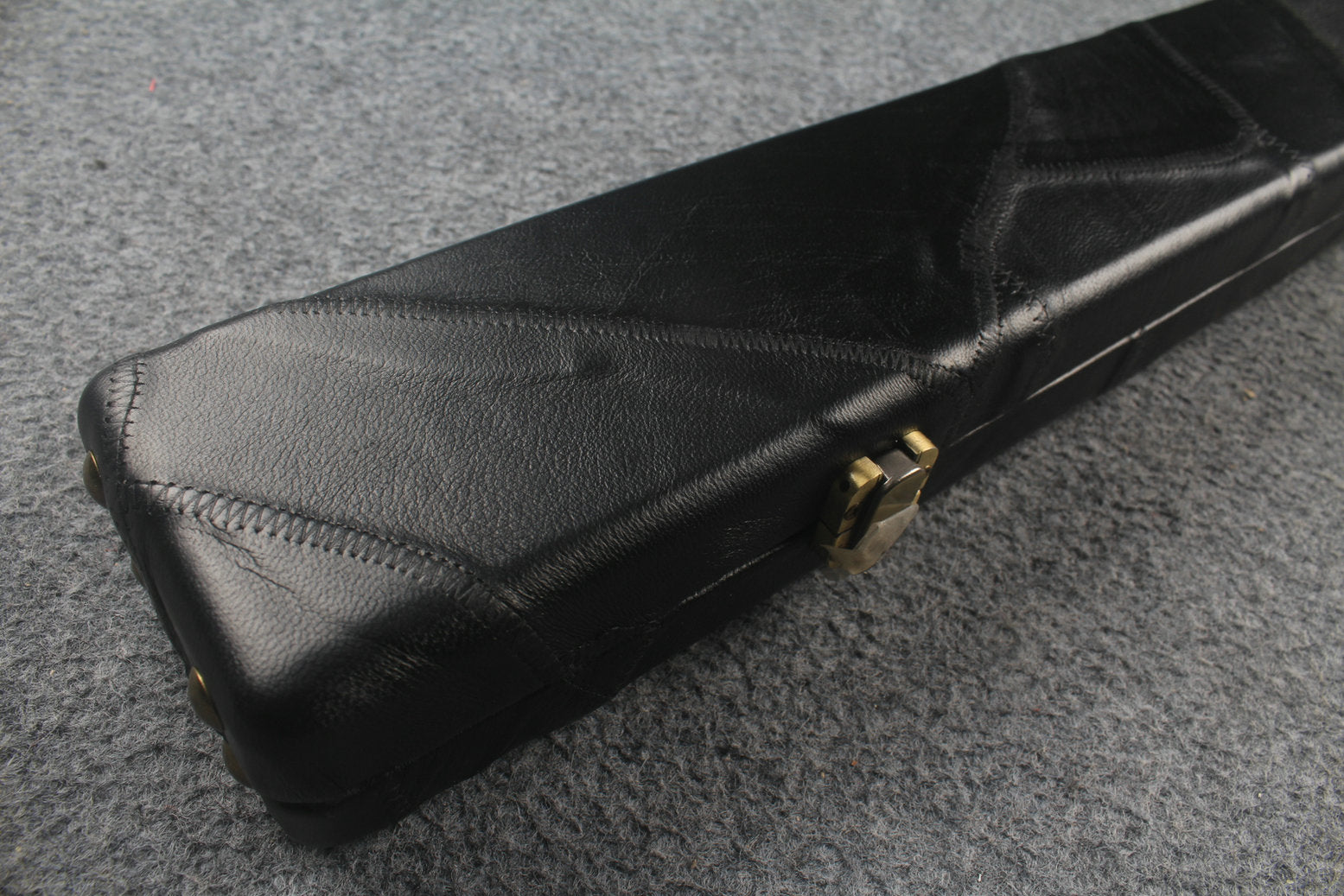 1 piece real Leather handmade patchwork snooker cue case with 2 slots（black） WOODS CUES