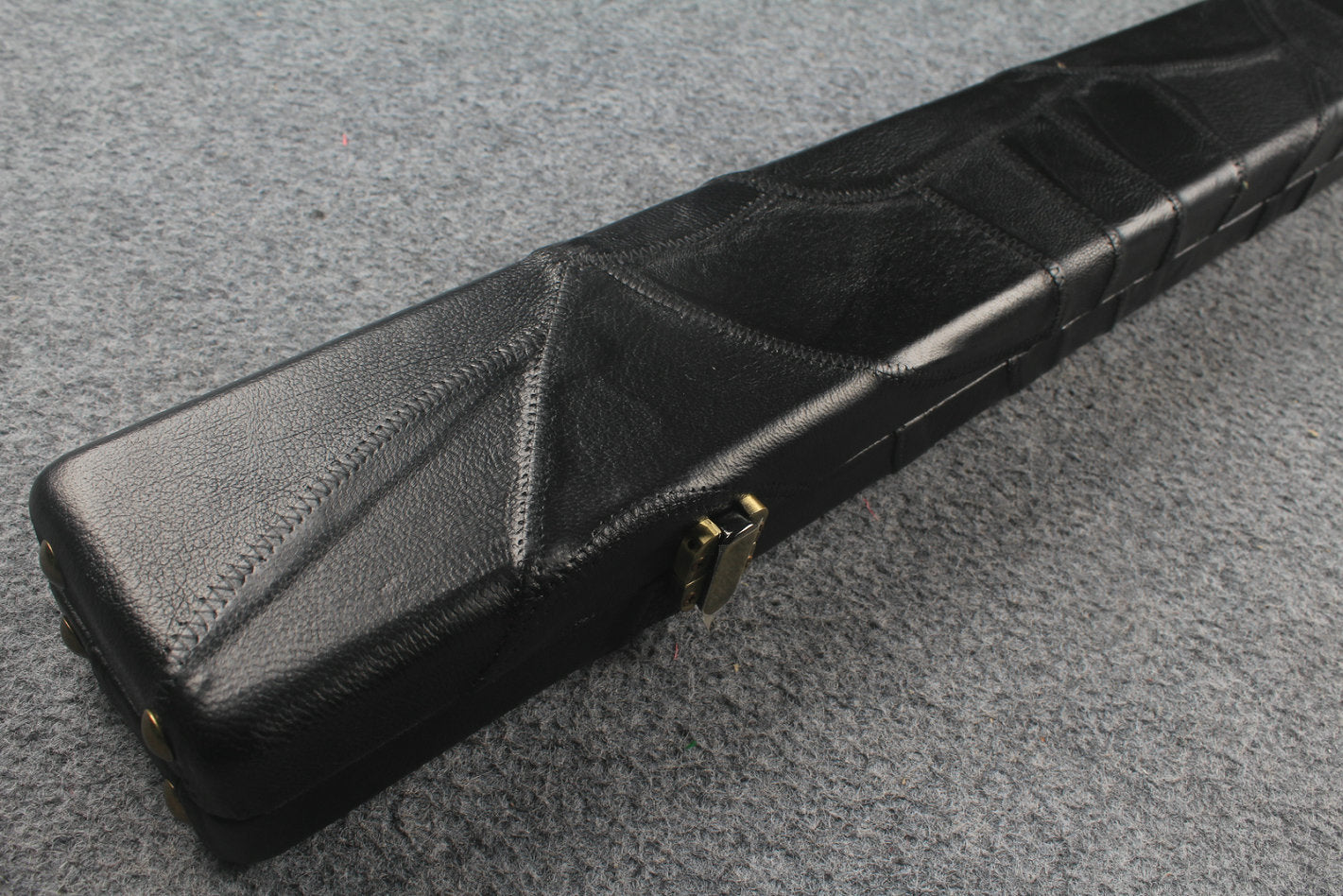1 piece real Leather handmade patchwork snooker cue case with 2 slots（black） WOODS CUES