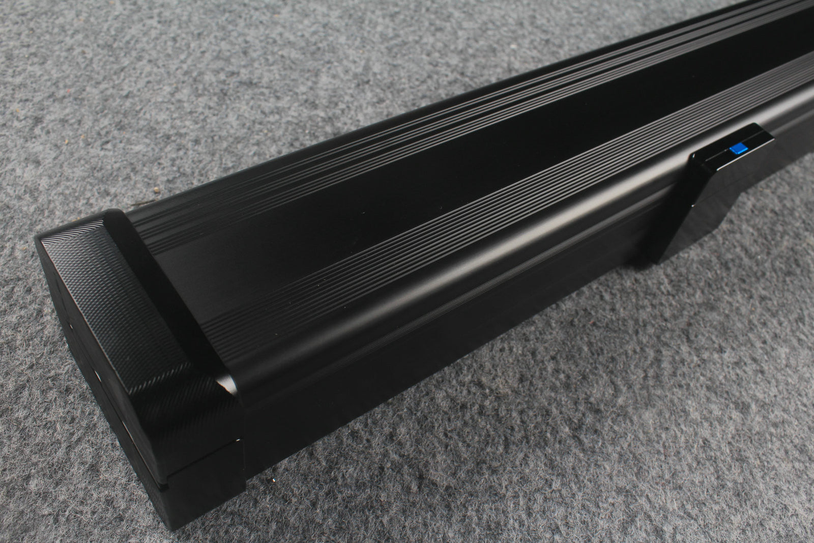 3/4 Premium Aluminium Snooker Cue Case – 2 Slots, Adjustable 120.5/124.8cm Interior