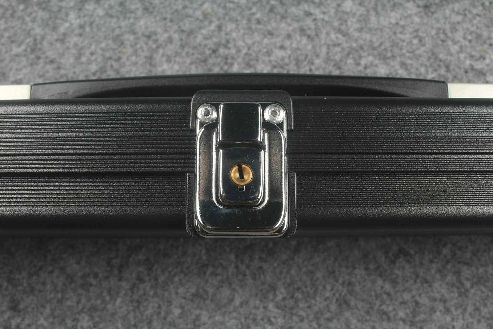 one piece professional aluminium lockable cue case