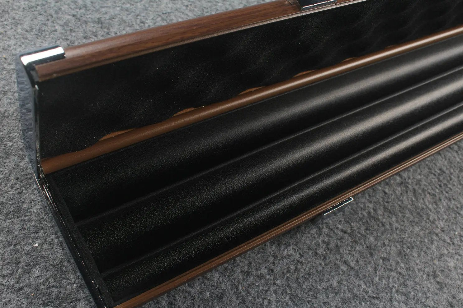 1 Piece deluex Aluminium Case With 3 Slots WOODS CUES