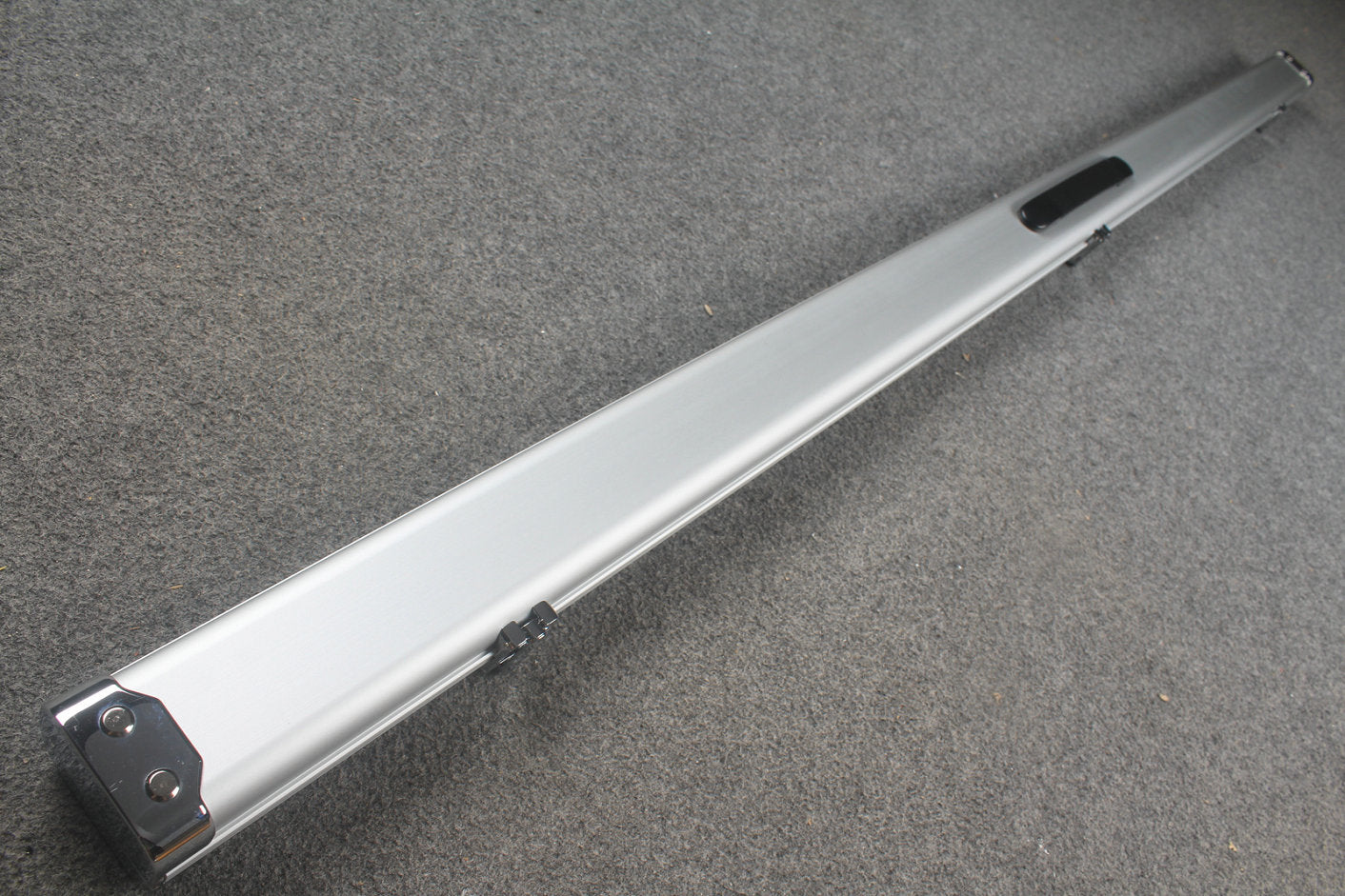 1 piece deluex slimline aluminium case with 2 slots