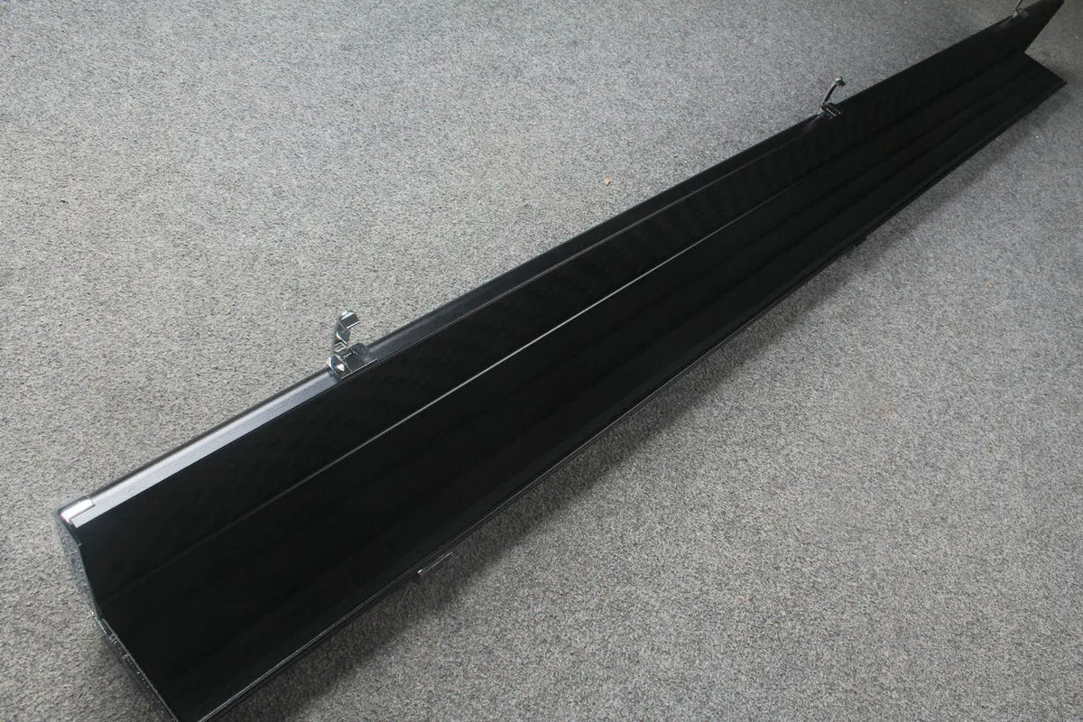deluxe one piece aluminium cue case with 3 slots -153cm WOODS CUES