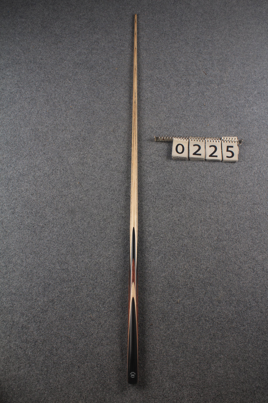 1 piece ash snooker cue # 225