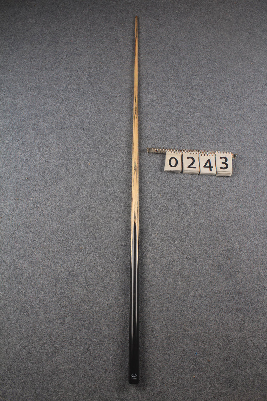 1 piece ash snooker cue # 243