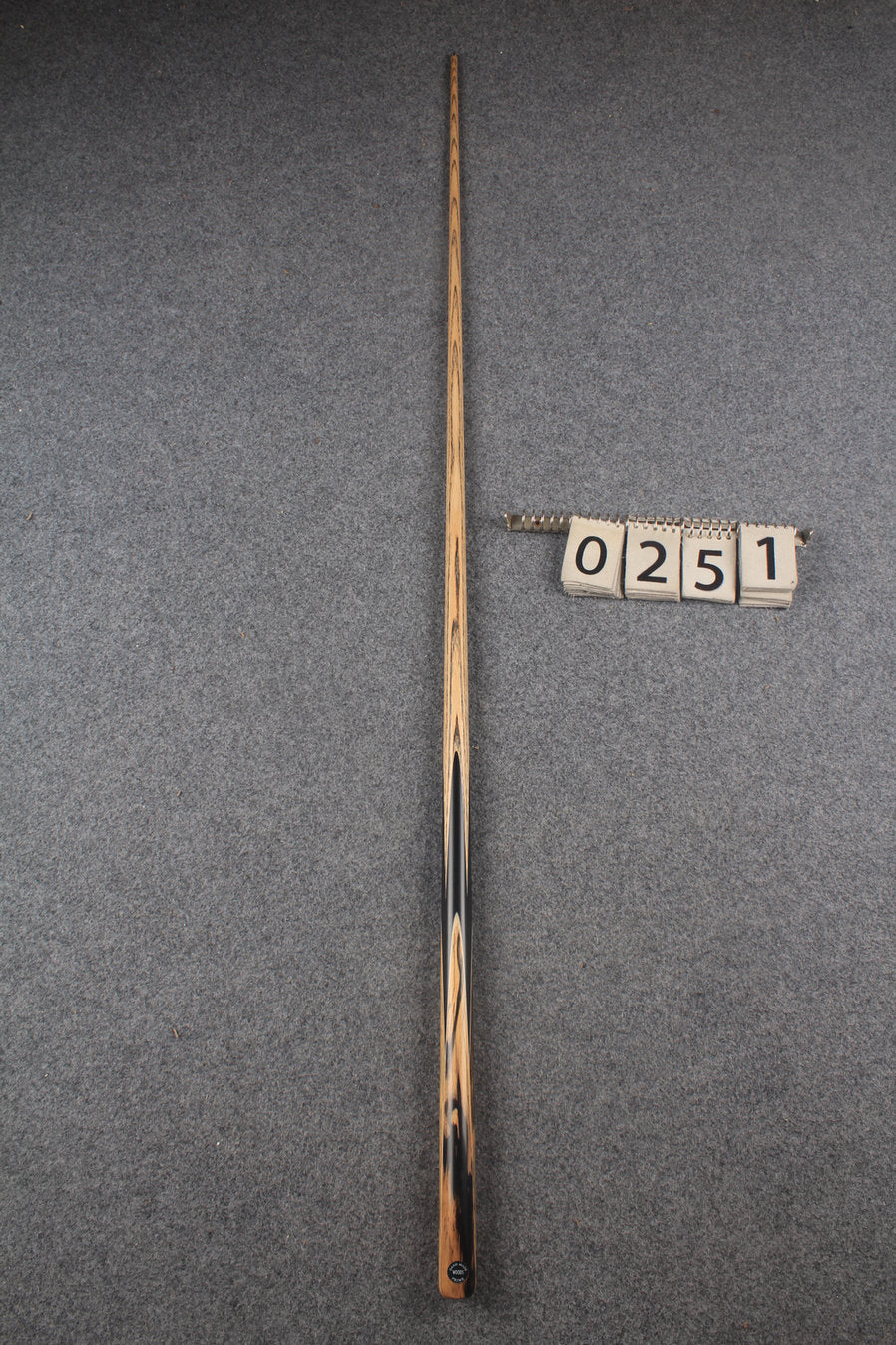 1 piece ash english pool cue # 251
