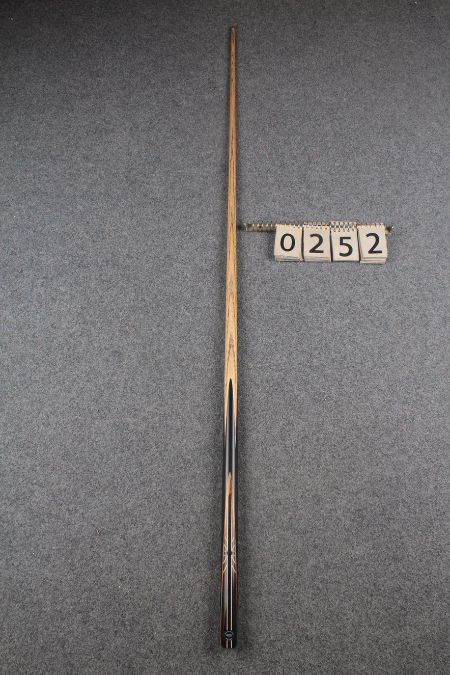 1 piece ash english pool cue # 252