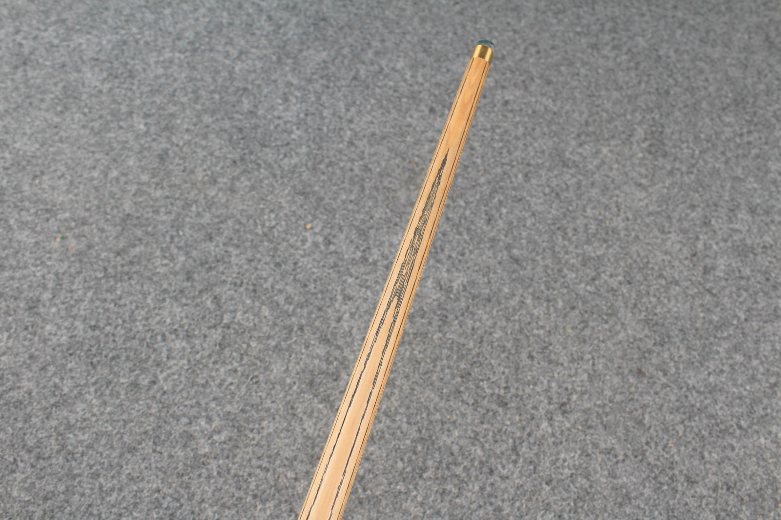1 piece ash inaly snooker cue  #3056
