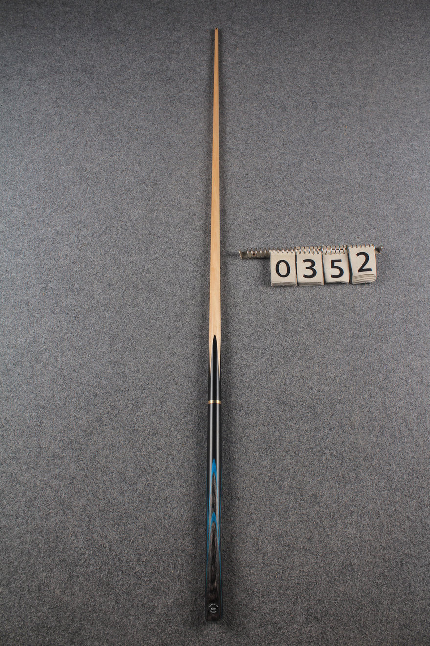 3/4 maple english pool cue #352