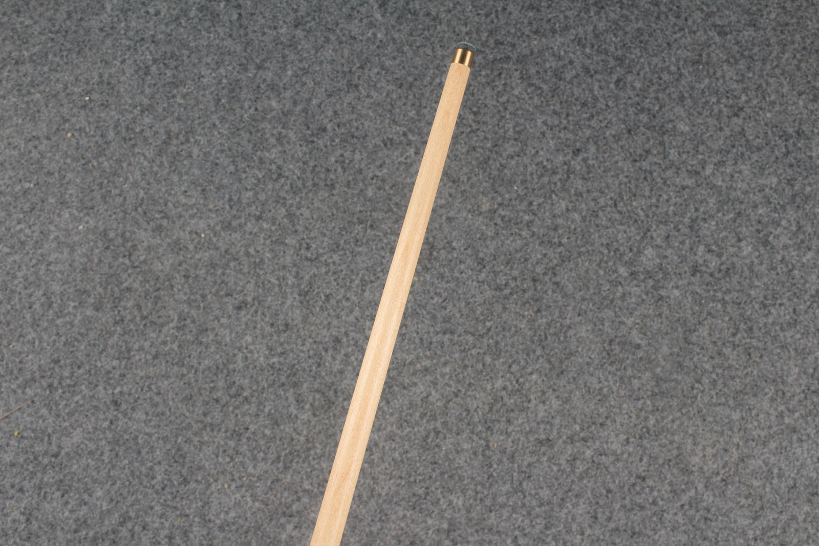 1 piece maple english pool cue # 368