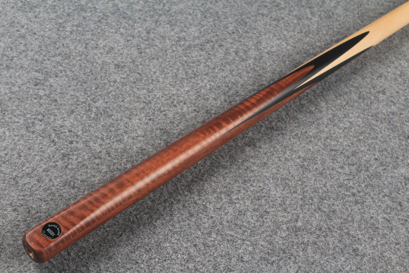 1 piece maple english pool cue # 369