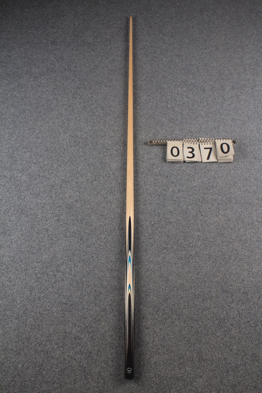 1 piece maple english pool cue # 370