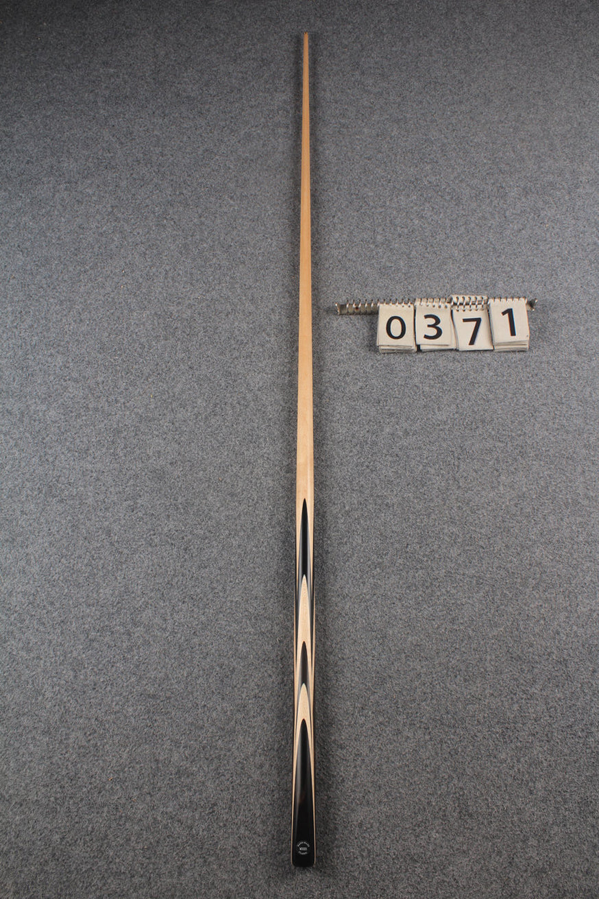 1 piece maple english pool cue # 371
