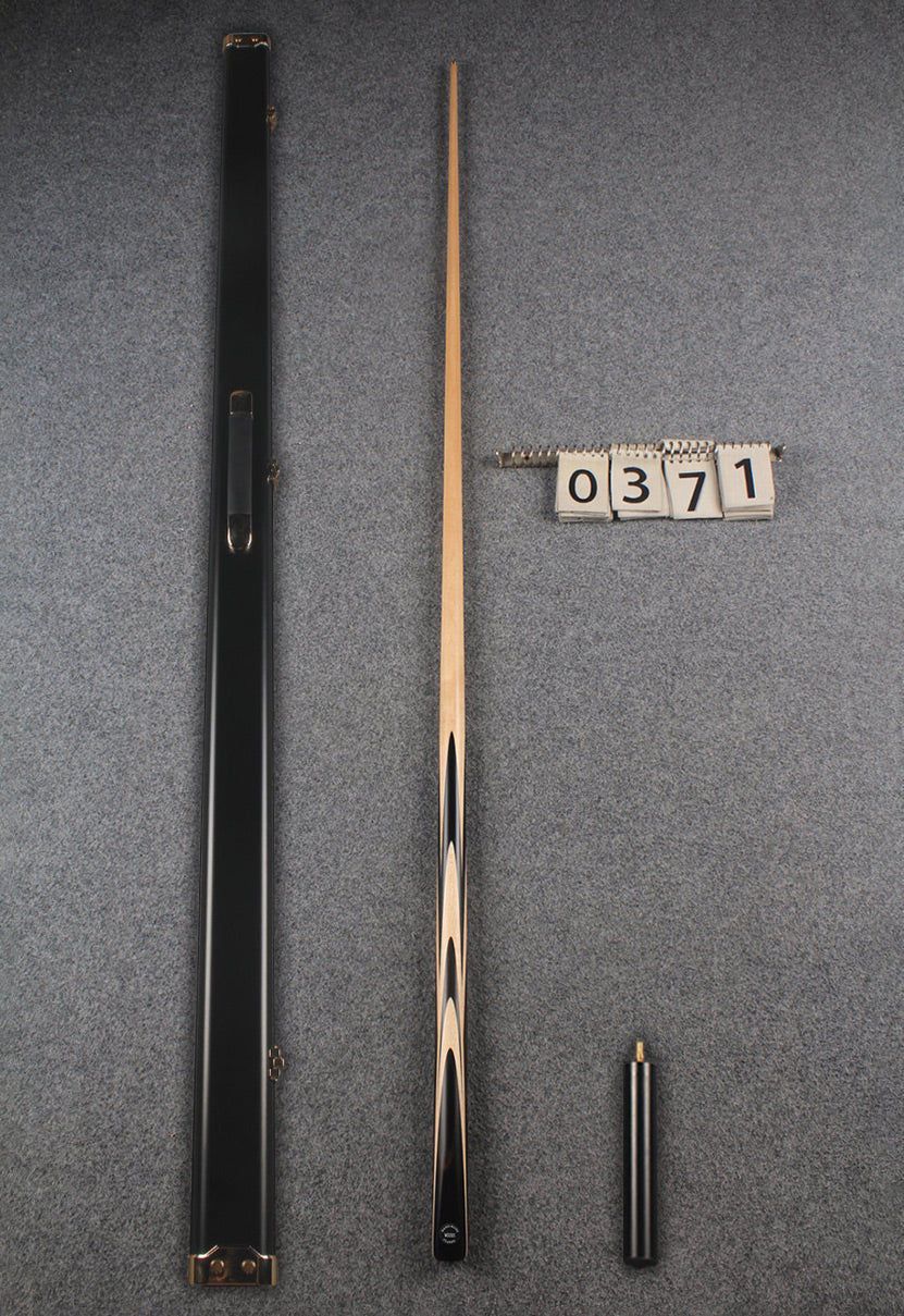 1 piece maple english pool cue # 371