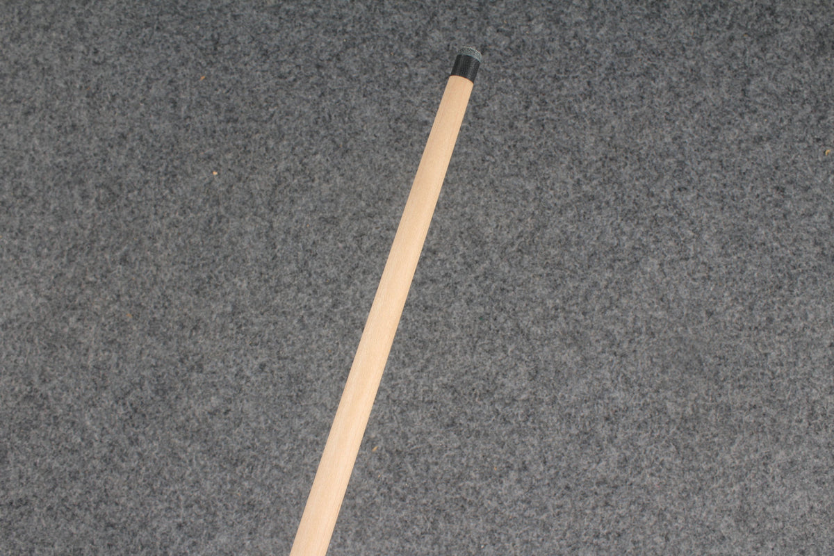 1 piece maple break cue # 426