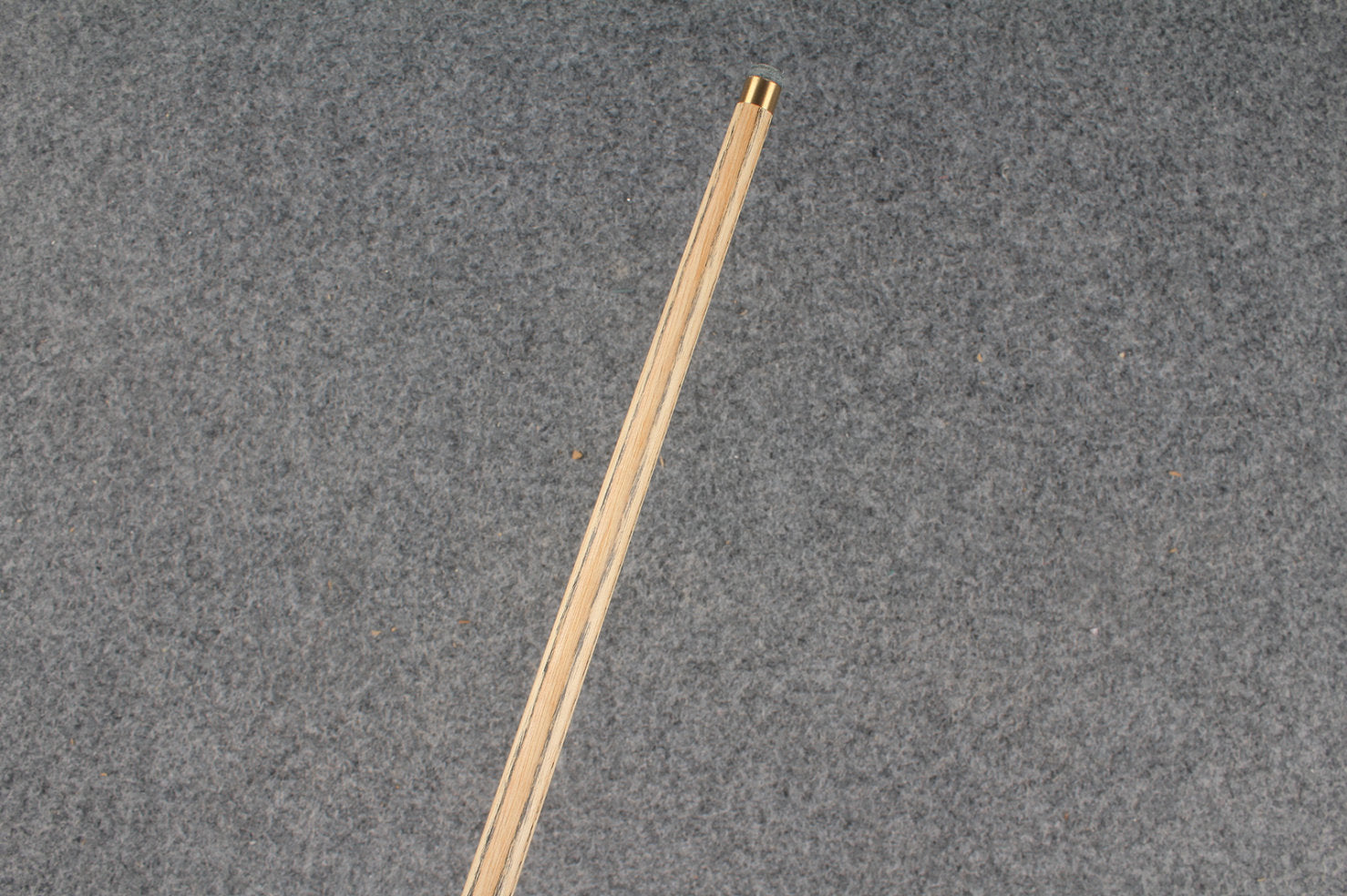 1 piece ash chinese 8 ball pool cue # 477