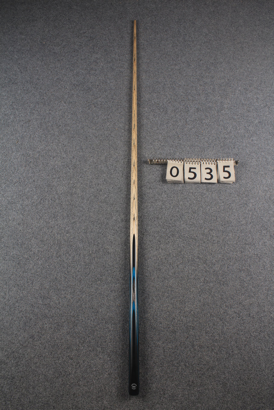 1 piece ash snooker cue # 535