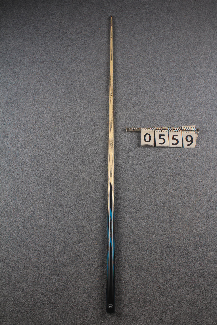 1 piece ash snooker cue # 559