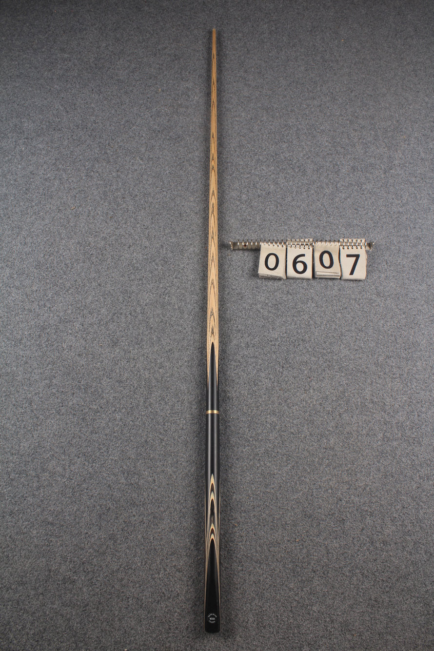 3/4 ash snooker cue #607