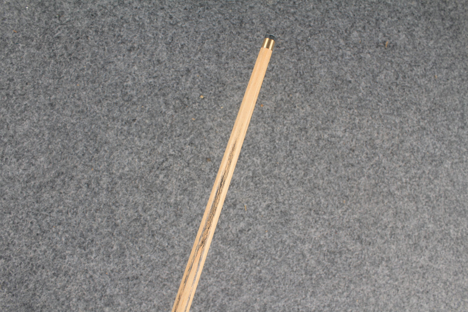 1 piece ash english pool cue # 609