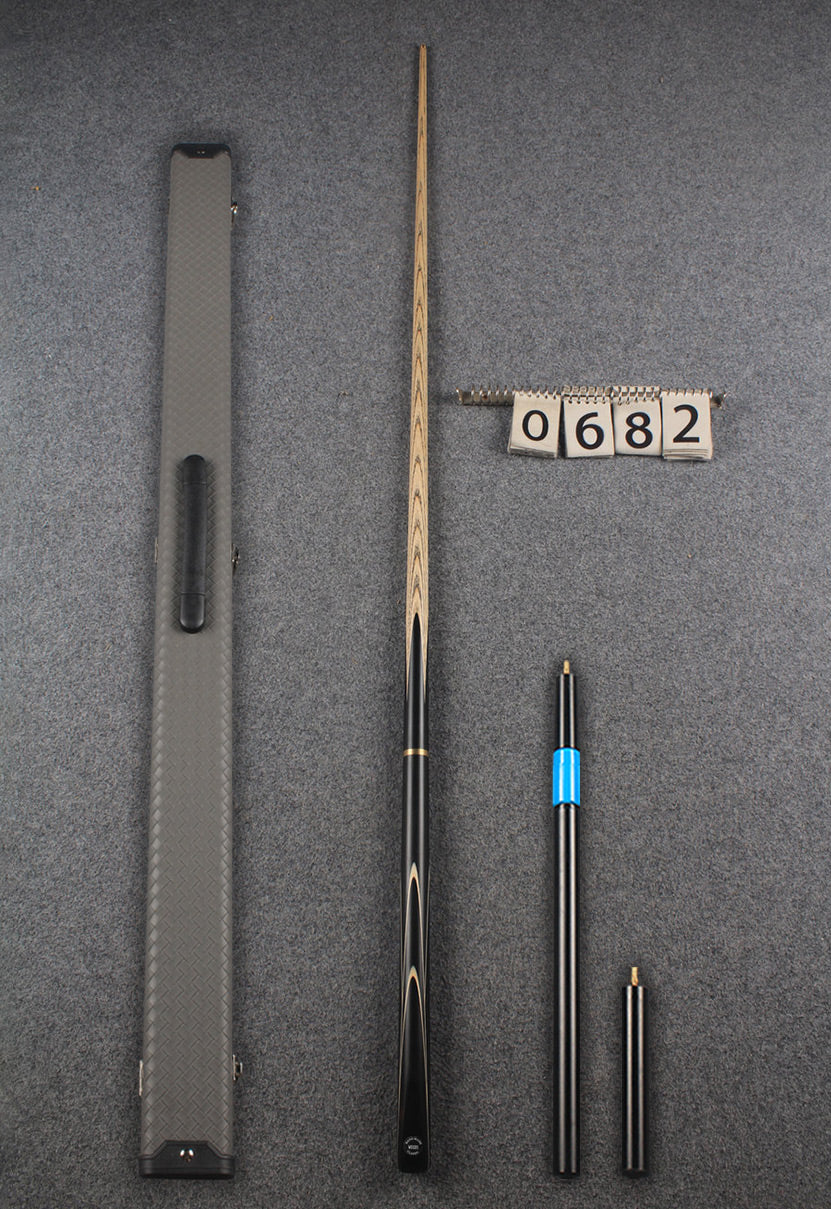 3/4 ash snooker cue #682