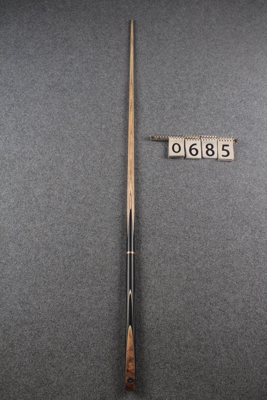3/4 ash snooker cue #685
