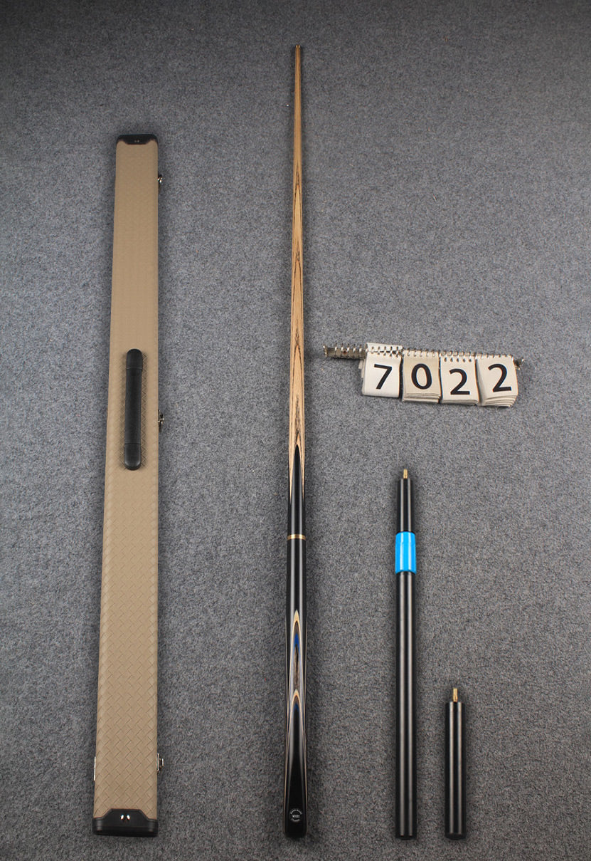 3/4 ash snooker cue  #7022 WOODS CUES