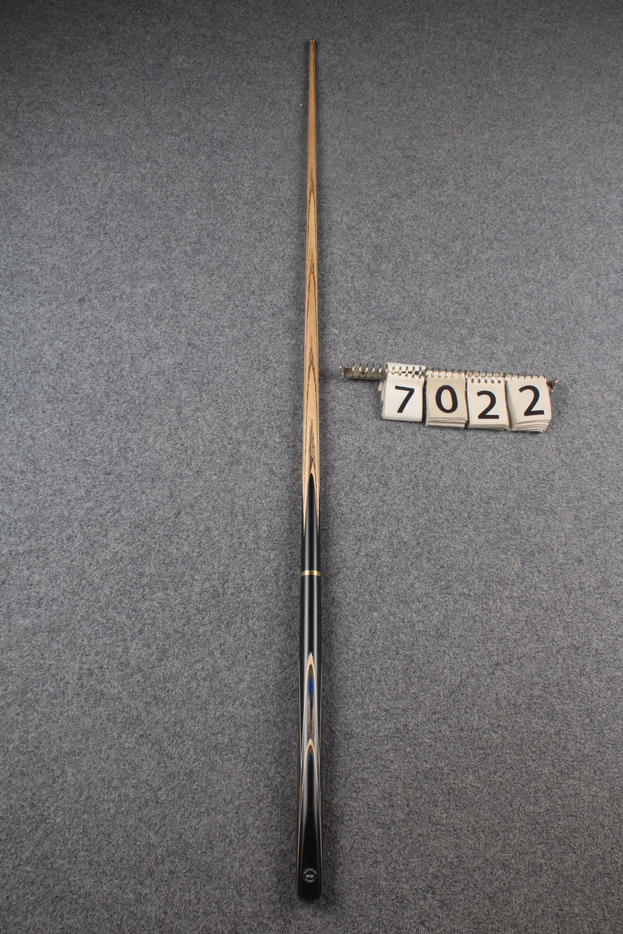 3/4 ash snooker cue  #7022 WOODS CUES