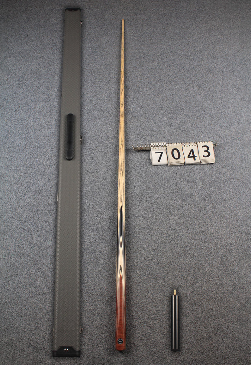 1 piece ash english pool cue # 7043 WOODS CUES