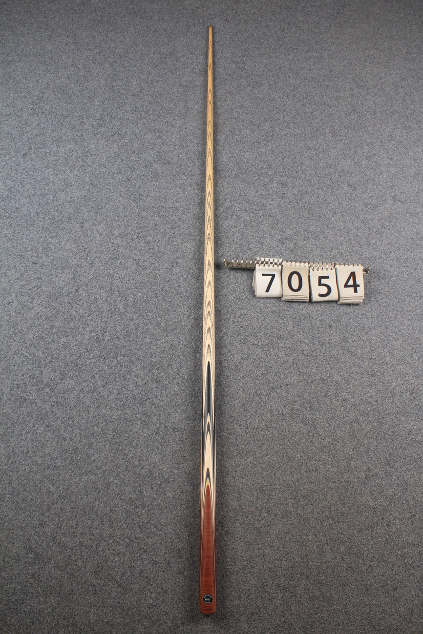 1 piece ash english pool cue # 7054