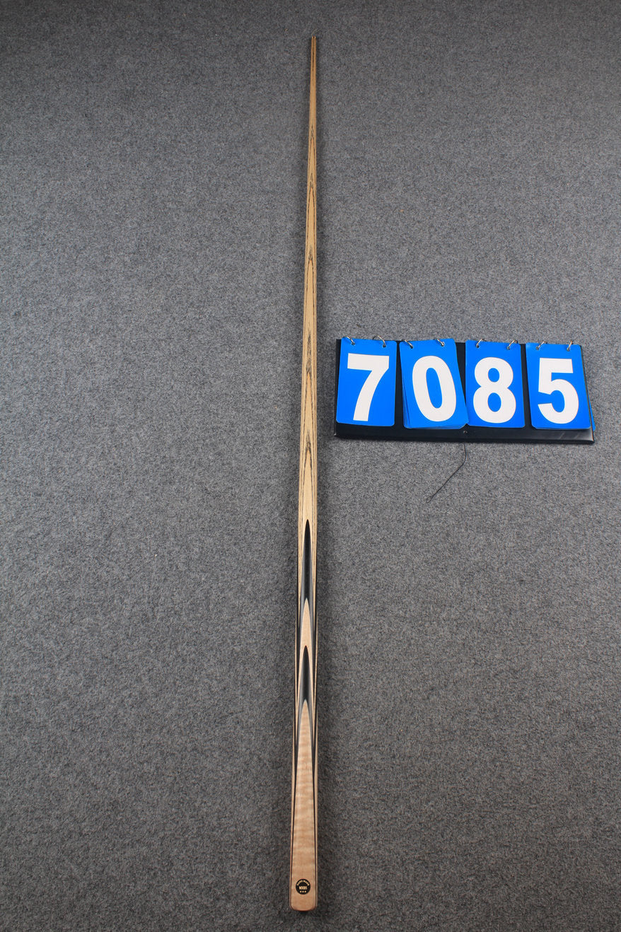 ★★★  1 piece ash english pool cue # 7085