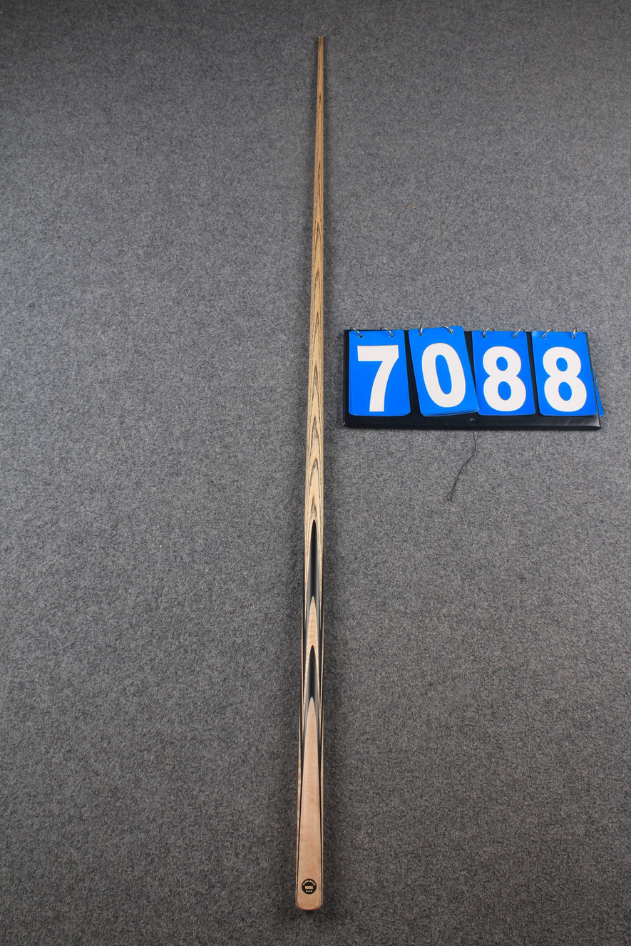 ★★★  1 piece ash english pool cue # 7088